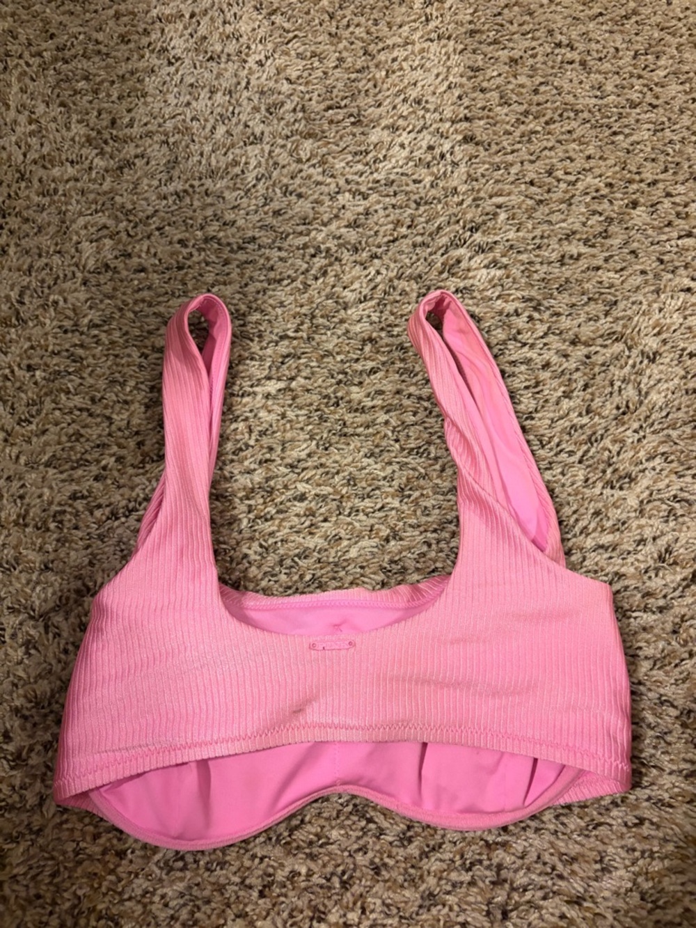 Pink Victoria’s Secret bikini - Picture 2 of 5